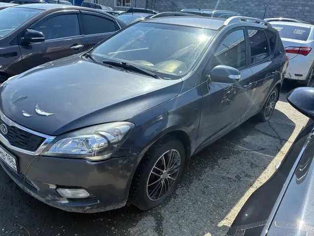 Автомобиль марки КИА Ceed, цвет черный г.р.з. К 176 МВ 186,  VIN XWEHC812AC0008934, 2012 г.в. (ключи и документы отсутствуют, техническое состояние не проверялось, пробег не известен). Имущество продается в том виде, в каком оно есть, в случае продажи возврату/обмену не подлежит. За скрытые дефекты имущества Продавец ответственности не несет.