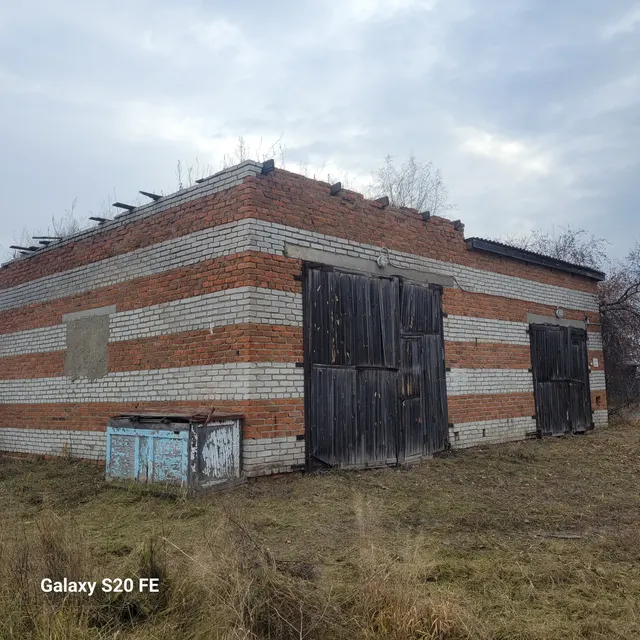 Здание гаража, площадь: 80,1 кв. м, по адресу: Курганская область, Мишкинский муниципальный округ, р.п. Мишкино, пер. Пушкина, д. 8