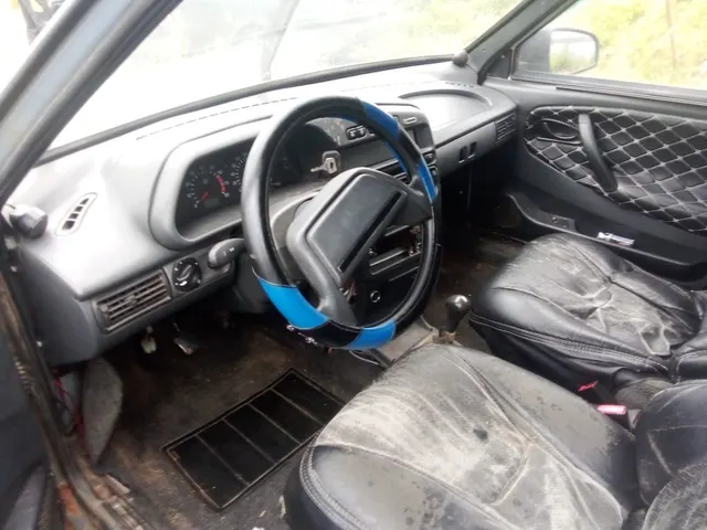 Лот № 1. Автомобиль "ВАЗ 21150", г.р.з. Р731УО11, 2005 г.в., VIN: XTA21150053969550, по периметру транспортного средства коррозии, сколы лакокрасочного покрытия, СТС имеется (11-007765-1)