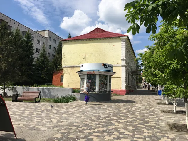 Объект культурного наследия - нежилое здание площадью 456,4 кв.м с кадастровым номером: 31:06:0132001:329 и земельный участок под ним площадью 330 кв.м с кадастровым номером: 31:06:0139002:63