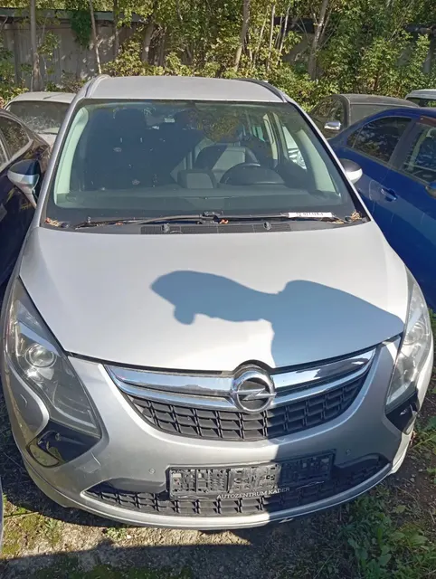 Транспортное средство Opel Zafira Tourer. Регистрационный номер DMR AO 1411, описание состояния товара содержится в АТО 10503050/241225/100047 Покупатель самостоятельно и за свой счет получает ЭПТС на ТС (имеет иностранные номера, на учете в РФ не зарегистрировано). (ключи отсутствуют, техническое состояние не проверялось, пробег не известен). Имущество продается в том виде, в каком оно есть, в случае продажи возврату/обмену не подлежит.