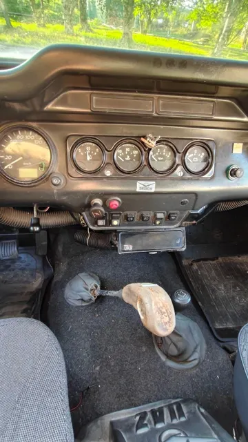 Автомобиль УАЗ-3909, регистрационный номер К675АМ10
