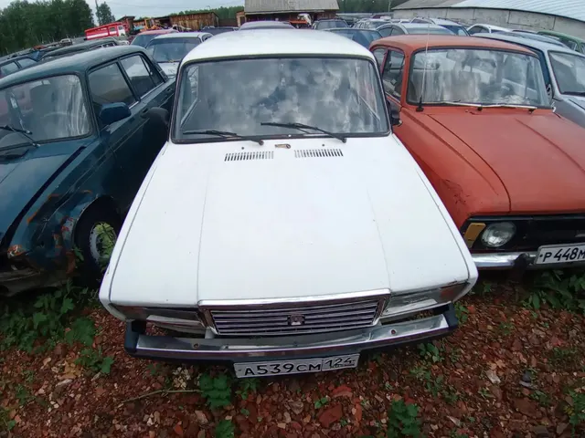 Автомобиль LADA 210740, г/н А539СМ124, 2010 г.в., VIN XTA210740A2993279, двигатель № 9666631, цвет белый комплектность и состояние  не проверялась данное  имущество обращено в доход государства, (Документы отсутствуют)Находится в Дзержинском районе