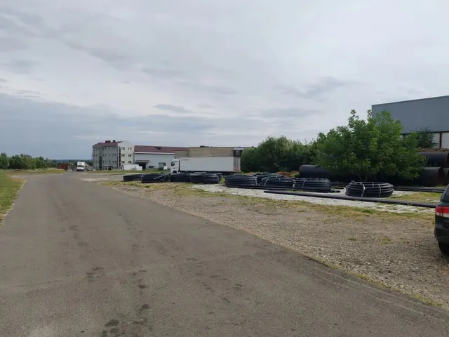 Земельный участок площадью 5161 +/- 25 кв.м, кадастровый номер 26:12:030402:229, местоположение: Ставропольский край, г. Ставрополь, ш. СТАРОМАРЬЕВСКОЕ, № 19, квартал 507