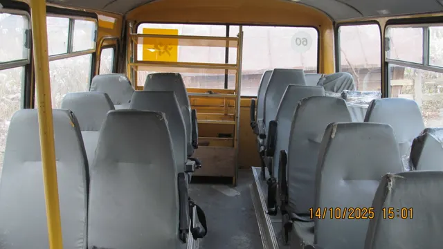 Транспортное средство ПАЗ-32053-70, автобус для перевозки детей, VIN X1М3205СХВ0003500, 2011 года выпуска, модель № двигателя 523400 В1002991, шасси (рама) № отсутствует, кузов (кабина, прицеп) № Х1М3205СХВ0003500, цвет желтый. Паспорт транспортного средства 52 НЕ 541005, выдан 04.08.2011 ООО «Павловский автобусный завод», Россия, Нижегородская область, г. Павлов, ул. Суворова, д. 1. Государственный регистрационный номер А030ЕТ159