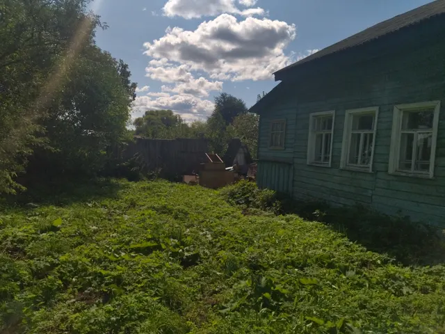 Имущество, находящееся в собственности Ярославской области, расположенное по адресу:  Российская Федерация, Ярославская обл., Ростовский р-н, с. Мосейцево, ул. Труда, д. 39, с земельным участком
