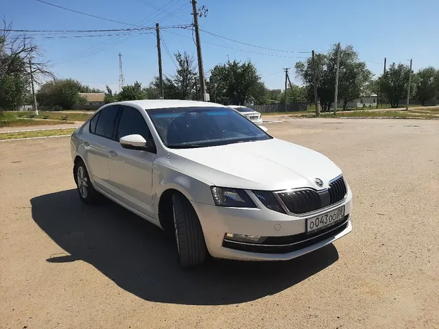 Автотранспорт Skoda Octavia