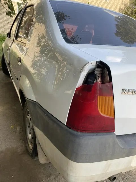 RENAULT LOGAN (SR)
