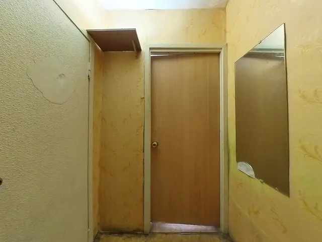 Продажа имущества, находящегося в собственности города Москвы: жилое помещение по адресу: г. Москва, Ярославское шоссе, д. 114, к. 2, кв. 1212, ком. 1, 1а, 1б,  площадью 12,7 кв. м. (Этаж № 12), кадастровый номер: 77:02:0013009:4756