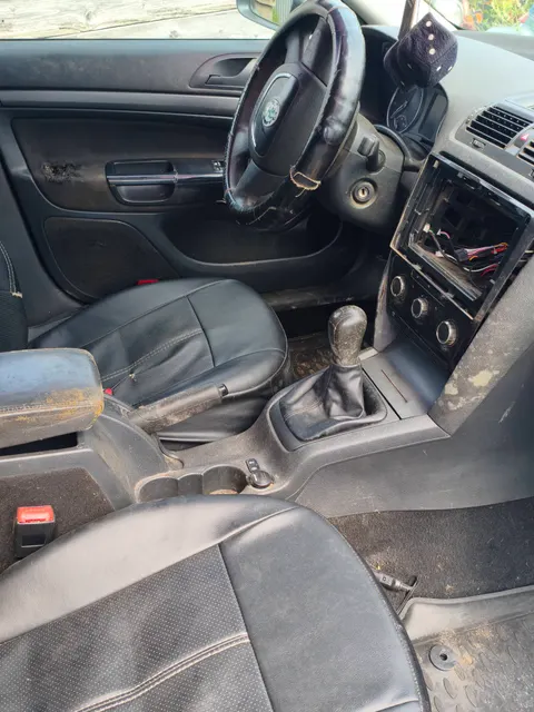 Лот №2 Реализация по прямому назначению: автомобиль Skoda Octavia, 2010 г.в., VIN XW8DA11Z8AK255958, имеются СТС и ключи, находится в залоге у ООО МК «КЭШДРАЙВ», информация о размере залога отсутствует. Имущество бывшее в употреблении, работоспособность не проверялась. Регистрационный номер АС ПИБИ 37-006279