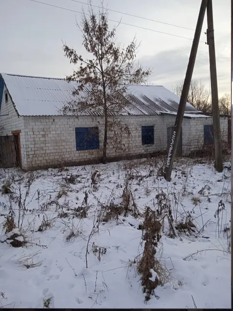 Здание бани, назначение - нежилое, 1-этажное, общей площадью 70,8 кв.м., кадастровый номер 57:18:0920101:20, с земельным участком, площадью 496 кв.м., кадастровый номер 57:18:0910101:52