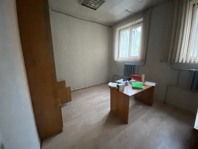 Лот № 3(7) Краснодарский край, г. Краснодар, Западный внутригородской округ, ул. Рашпилевская, д. 343, пом. 1-8, 10, этаж № 1, общей площадью 88,3 кв.м, назначение: нежилое, наименование: нежилые помещения №№ 1-8, 10