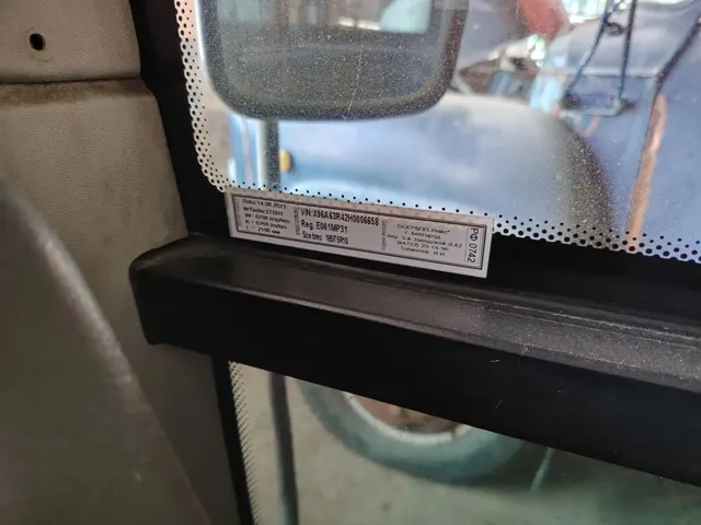 Автобус  ГАЗ A63R42