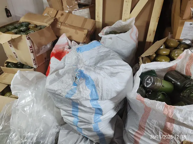 Высвобождаемое движимое военное имущество (лом продовольственной службы)
