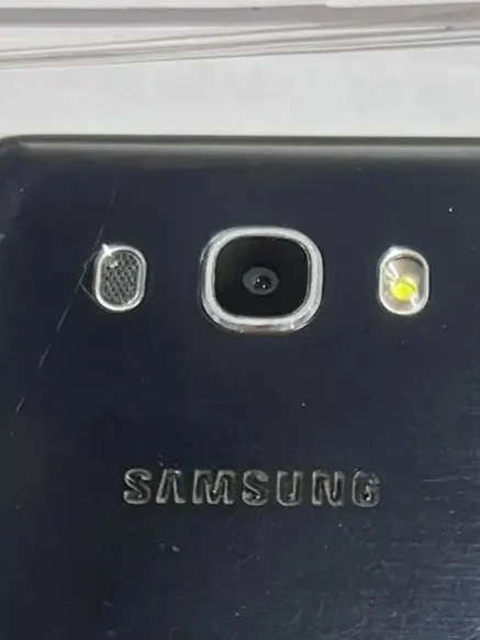 мобильный телефон Samsung в корпусе черного цвета ID 12011057707823 1 Штука (шт)