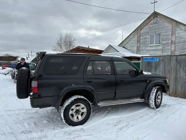Автотранспортное средство Toyota Hilux Surf, 1990 года выпуска,  номер кузова (прицепа) KZN1850011449.
