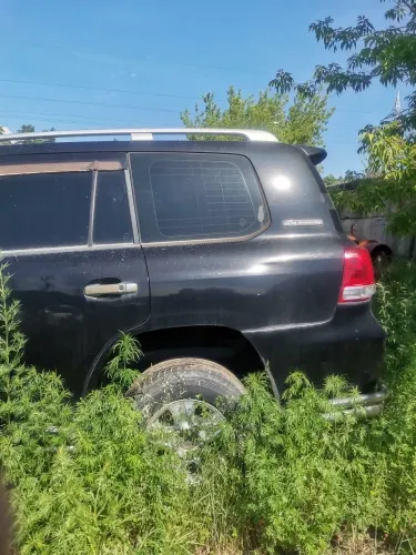 Автотранспортное средство Toyota Land Cruiser, 2011 года выпуска, идентификационный номер (VIN) JTMHT05J805097320