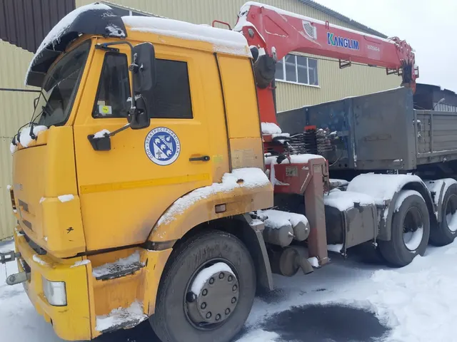 Транспортное средство КАМАЗ-65116 (732708), 2019 года выпуска, цвет - желтый RAL 1033, государственный номер О309АС46, идентификационный номер (VIN) XDC732708K9000078 (имущество обременено: арест, запрет на совершение регистрационных действий). Должник – ООО «Электростроймонтаж».