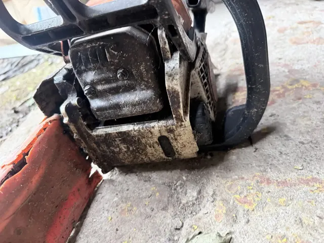Бензопилы: STIHL MS-180 (в кол-ве 1 шт.), CHAMPION CNAIN SAW 254 (в кол-ве 1 шт.), CARVER модели RSG 246 X (в кол-ве 1 шт.), Carver 262 (в кол-ве 1 шт.) (годные остатки)