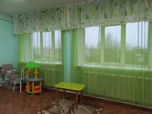 Нежилое помещение площадью 290,8 кв. м., с кадастровым номером 59:40:0700101:225  по адресу: ул. Центральная, зд. 15, с. Есаул, Чернушинский район, Пермский край
