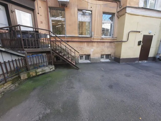 Нежилое помещение, находящееся в государственной собственности Санкт-Петербурга, расположенное по адресу: Санкт-Петербург, Гончарная ул., д. 16, литера А, пом. 1-Н