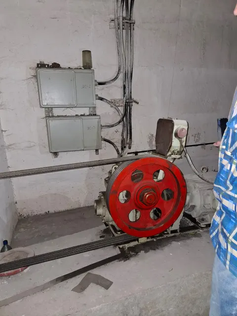 Республика Башкортостан, г. Салават, ул. Островского, д. 82 (подвал)