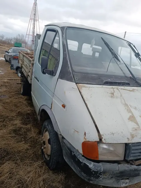 Автомобиль ГАЗ 330210, г/н Р658НР124 (отсутствует), 1995 г.в., VIN XTH330210S1530423, кузов № 31888, двигатель № 50001974, цвет белый, рабочее состояние и комплектность не проверялось. Находится в г. Канск, данное имущество обращено в доход государства (Документы и ключи отсутствуют) (2492/25)