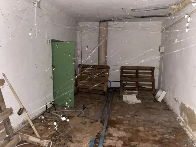 Нежилое помещение, расположенное по адресу: г. Орел, ул. Силикатная, д. 2а, пом 74а