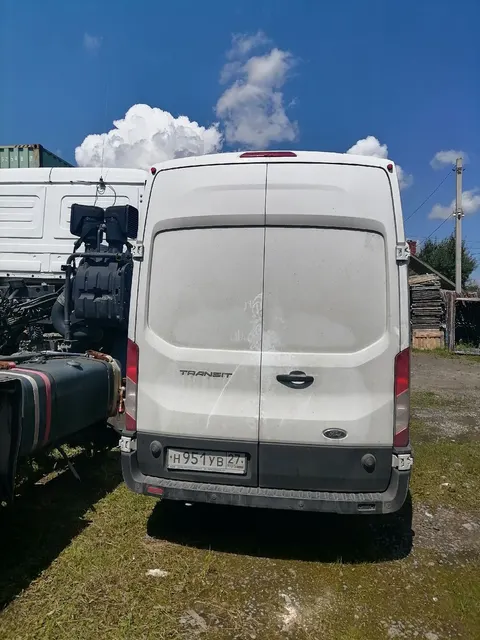 Автомобиль Ford Transit FCD 350L EF, грузовой фургон, 2020 года выпуска.