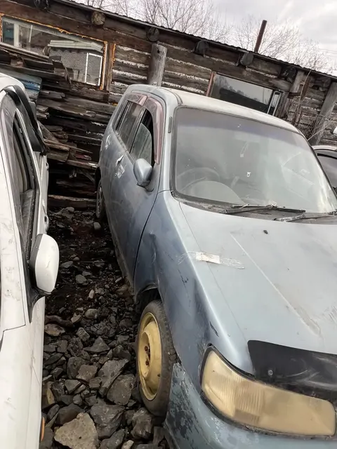 Автомобиль марки "Ниссан Куб" г/н У785ХХ27, 1997г.в., категории В/М,№ кузова AZ100112541,  цвет кузова серый