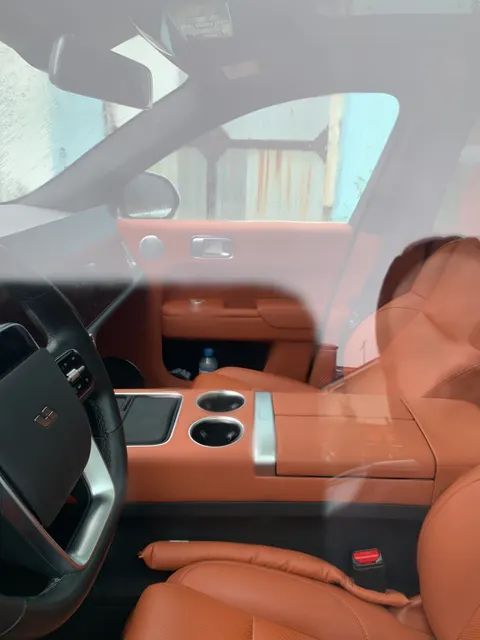 Автомобиль LIXIANG, 2023 года выпуска, VIN HLX33B124P0731616 (один ключ от автомобиля, информация по документам отсутствует)