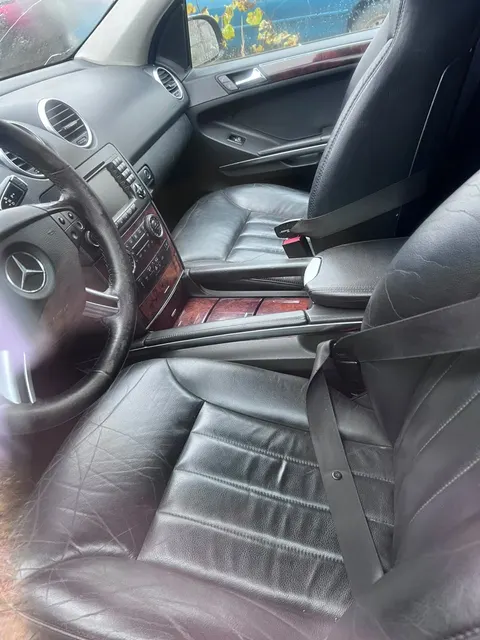 Автомобиль "Мерседес-Бенц ML 280 CDI"