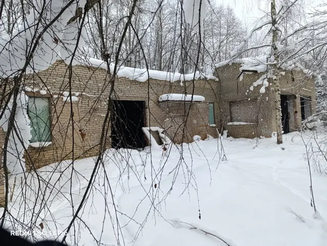 Здание с кадастровым номером 53:08:0031605:643