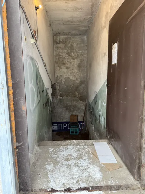 Нежилое помещение в отдельно стоящем нежилом здании, г. Екатеринбург, пос. Исток, ул. Главная, д. 18-б общей площадью 240,2 кв.м.