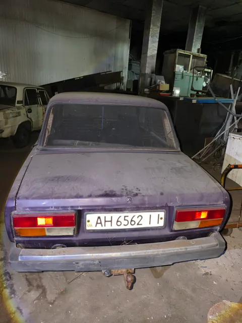 Имущество в качестве годных остатков: Автомобиль «ВАЗ» модель «2107», года выпуска 1997, государственный регистрационный номер «АН 6562 II» VIN: XTA210700V1075686