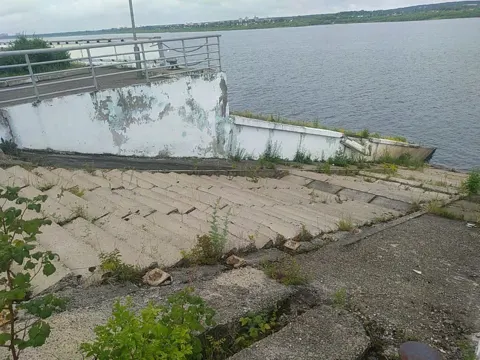 Сооружение площадью застройки 3353,6 кв.м. с кадастровым номером 70:21:0100056:495, расположенное по адресу: Томская область, г. Томск, ул. Набережная Томи, д. 29, строен. 1.