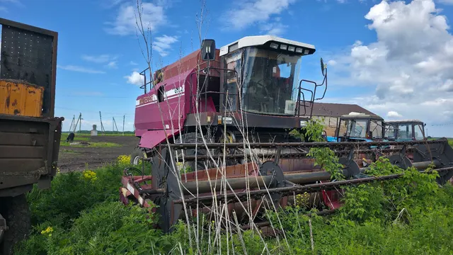 Комбайн зерноуборочный КЗС-1218-29 «ПОЛЕСЬЕ-1218»; 2010 г.в.; г/н: 0036ТХ68; № двиг: А0379445