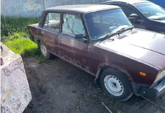 Легковой автомобиль LADA 210740