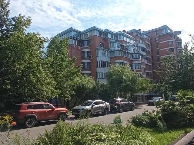 Продажа имущества, находящегося в собственности города Москвы, нежилое помещение по адресу: г. Москва, ул. Старокачаловская, д. 18, площадью 214 кв. м (Этаж № 2, этаж № 1), кадастровый номер: 77:06:0011002:2366
