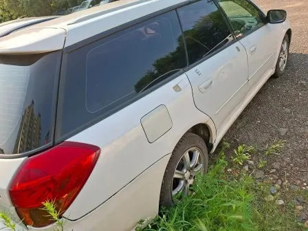 Автомобиль Субару Легаси, г/н К588СМ24, г.в. не установлен, № кузова BFA002082. Рабочее состояние, и комплектность автомобиля не проверялось. Находится в г. Красноярск, данное имущество обращено в доход государства (Документы, ключи отсутствуют). (23/26)