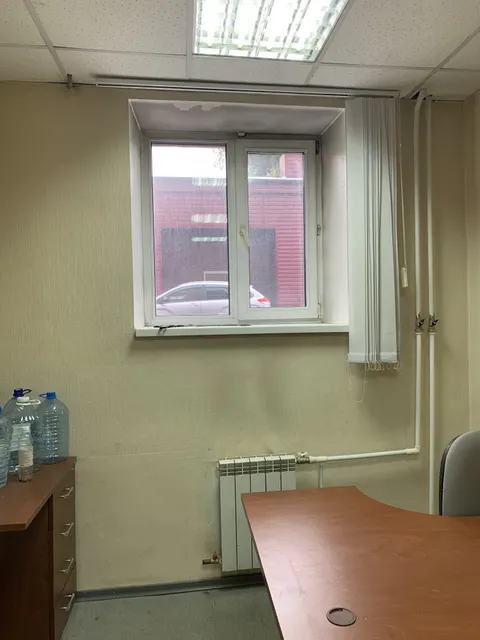 : нежилое офисное помещение на цокольном  этаже площадью 14,6 кв. м (номер по плану цокольного этажа 49), расположенное по адресу: 644007, г. Омск, ул. Чапаева, 111.