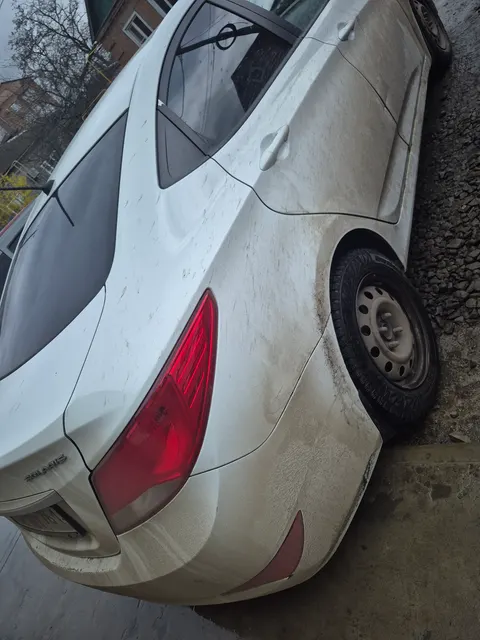 Легковой автомобиль Hyundai Solaris, 2015 г.в., г/н Т521ВТ761, VIN Z94CU41DBFR391600, в залоге, должник Демченко Д.Ю., (Поручение ТУ Росимущества в РО от 22.09.2026 № 61-1678-У). Адрес (местоположение): Ростовская область, г. Сальск, ул. Невского, 1А.