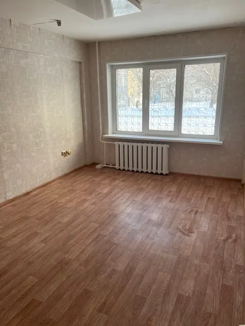 Нежилые помещения общей площадью                 30,9 кв.м. (№№ помещений согласно поэтажному плану: 41, 42), расположенные в нежилом помещении (Литера «А») с кадастровым № 18:26:020019:3698 на 1 этаже здания многоквартирного дома с кадастровым № 18:26:020019:172, по адресу: Удмуртская Республика, г. Ижевск,                                 ул. Воткинское шоссе, 66.