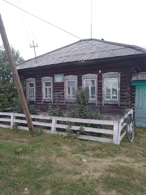 нежилое здание, этажность: 1, общей площадью 52,1 кв. метра с кадастровым номером 66:24:1301001:399, расположенное по адресу: Свердловская область, Слободо-Туринский район, д. Андронова, ул. Береговая, д. 21, и земельный участок, на котором оно расположено, с кадастровым номером 66:24:1301001:182, площадью 260+/- 11 кв. метров, категория земель – земли населенных пунктов, вид разрешенного использования – объект здравоохранения (фельдшерский пункт)