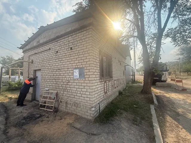 Нежилые здания общей площадью 211,0 кв.м, в том числе: здание весовой общей  площадью 157,70 кв.м (кадастровый номер 93:27:0010932:366), лит. А-1; нежилое здание площадью 36,30 кв.м (кадастровый номер 93:27:0010932:365); нежилое здание лаборатории площадью 17,0 кв.м (кадастровый номер 93:27:0010932:367), по адресу: Российская Федерация, Донецкая Народная Республика, городской округ Донецк, город Донецк, улица Федосеева, дом 12А, находящиеся  в собственности Донецкой Народной Республики