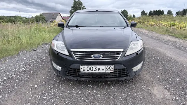 Автомобиль Ford Mondeo, год выпуска  2008 , гос.номер Е003КЕ60RUS