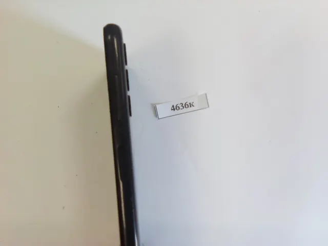 Сотовый телефон марки "Samsung"