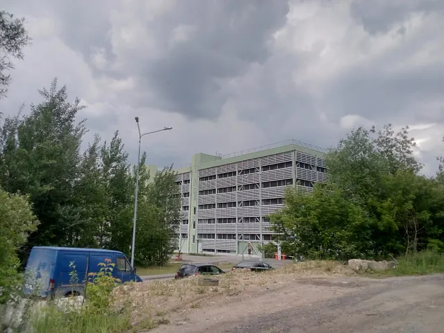 Продажа имущества, находящегося в собственности города Москвы, нежилое помещение по адресу: г. Москва, ул. 16-я Парковая, д. 20А, стр. 1, площадью 13,3 кв. м (этаж № 5, м/м 777), кадастровый номер: 77:03:0005020:6888