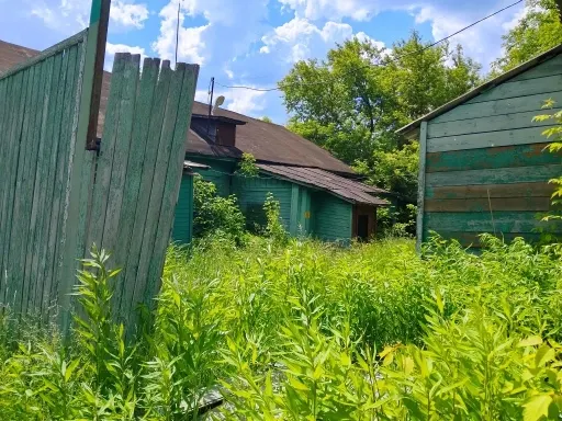 нежилое здание, общей площадью 199,3 кв.м., с кадастровым номером: 52:39:0090002:897, расположенное по адресу: Российская Федерация, Нижегородская обл., г.о.г. Кулебаки, р.п. Велетьма, ул. Прудовая, д. 14,  - нежилое здание, общей площадью 56,9 кв.м., с кадастровым номером: 52:39:0090002:905, расположенное по адресу: Российская Федерация, Нижегородская обл., г.о.г. Кулебаки, р.п. Велетьма, ул. Прудовая, д. 14, с  земельным участком, площадью 1680 кв.м., категория земель: земли населенных пункт