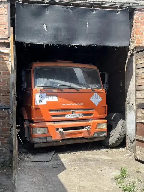 Грузовой автомобиль МК-4452-02, 2018 г.в., г/н М139ТО161, VIN X89445202J0AA3007, номер шасси (рамы) XTC432534H1375700, номер кузова (прицепа) 532050Н2484638, оранжевого цвета, имеется трещина переднего бампера, по кузову сколы и царапины, должник ООО Спецавтохозяйство (ИНН: 6144020778), (Поручение ТУ Росимущества в РО от 02.10.2026 № 61-1777-У). Адрес (местоположение): Ростовская область, г. Гуково, ул. Бетонная, д. 6.